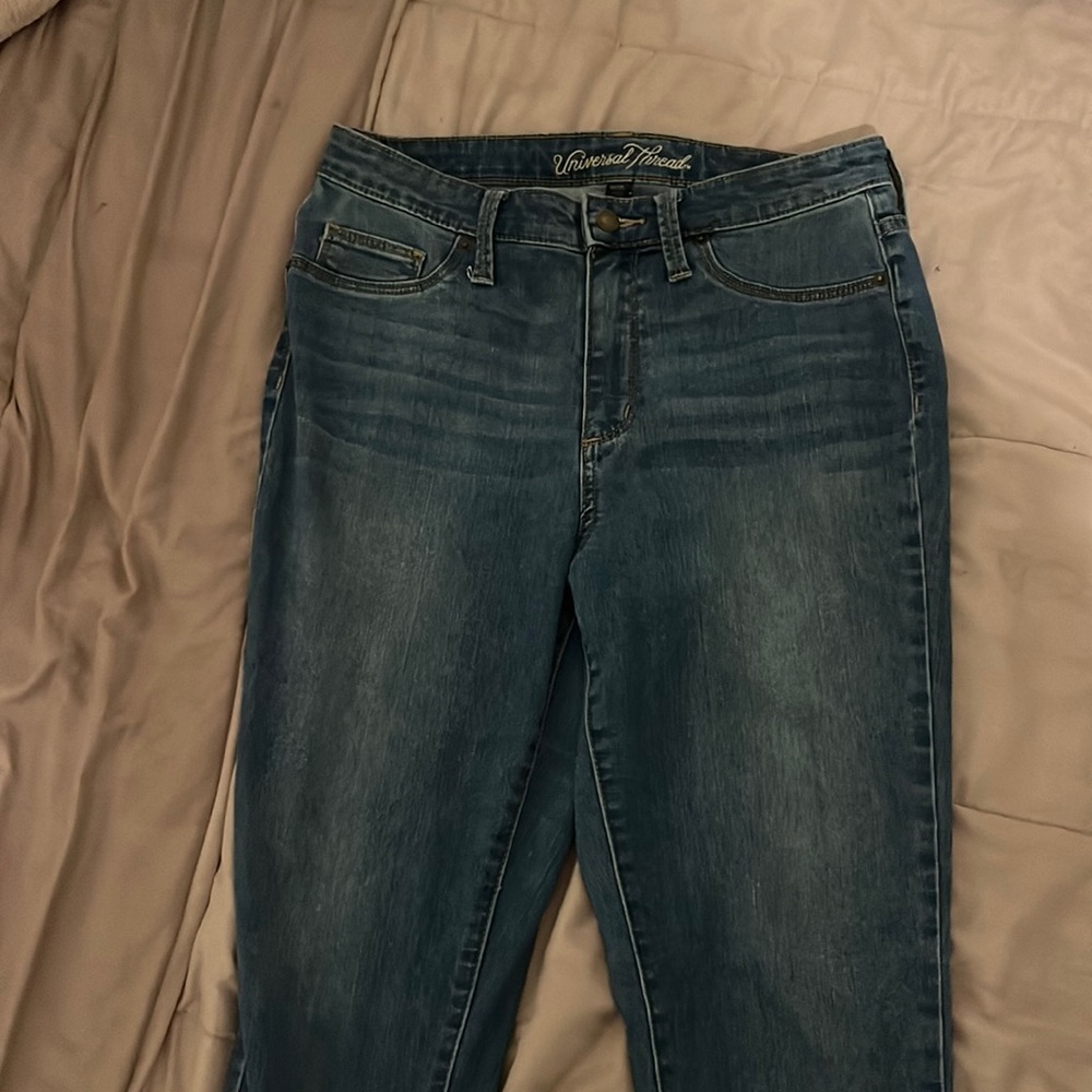 Blue universal thread jeans